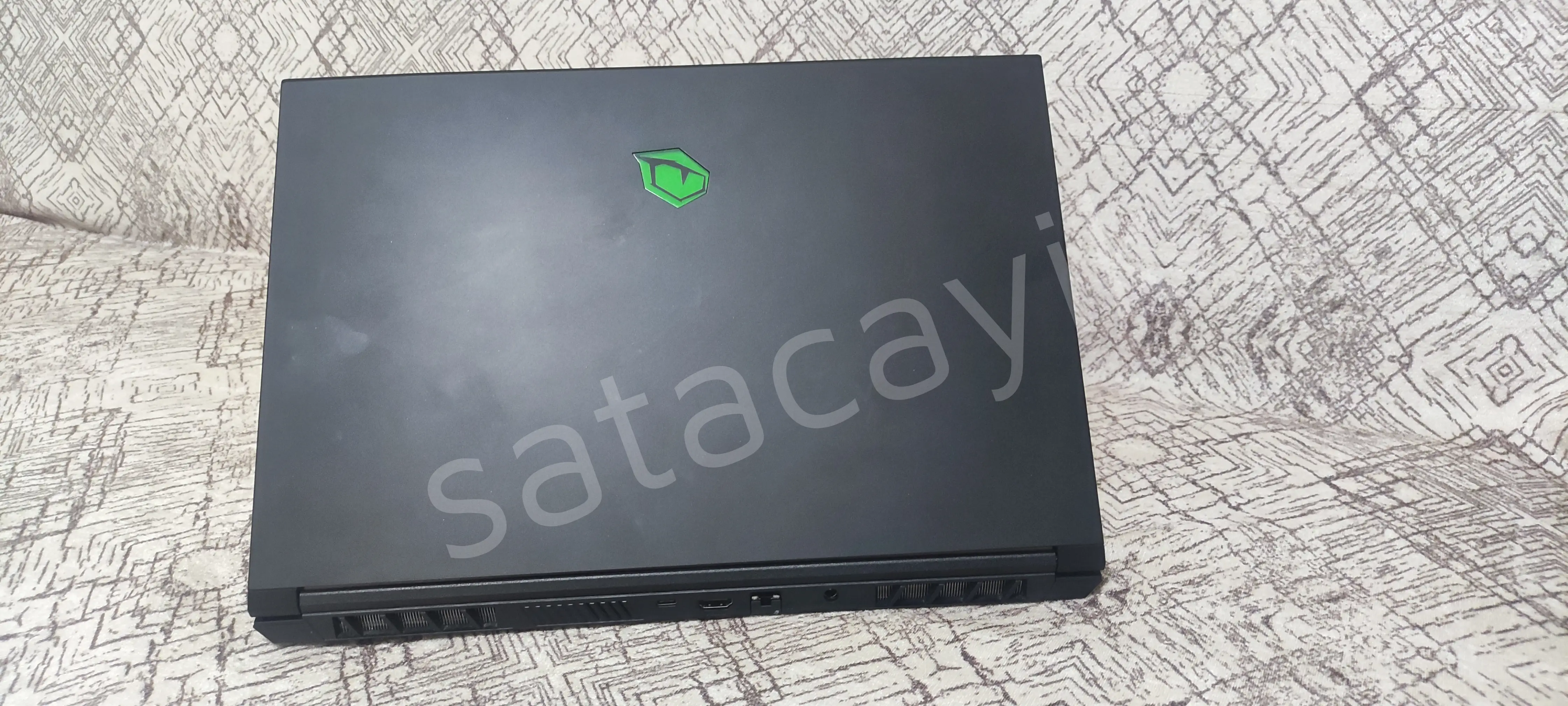 MONSTER LAPTOP SIFIR GIBI