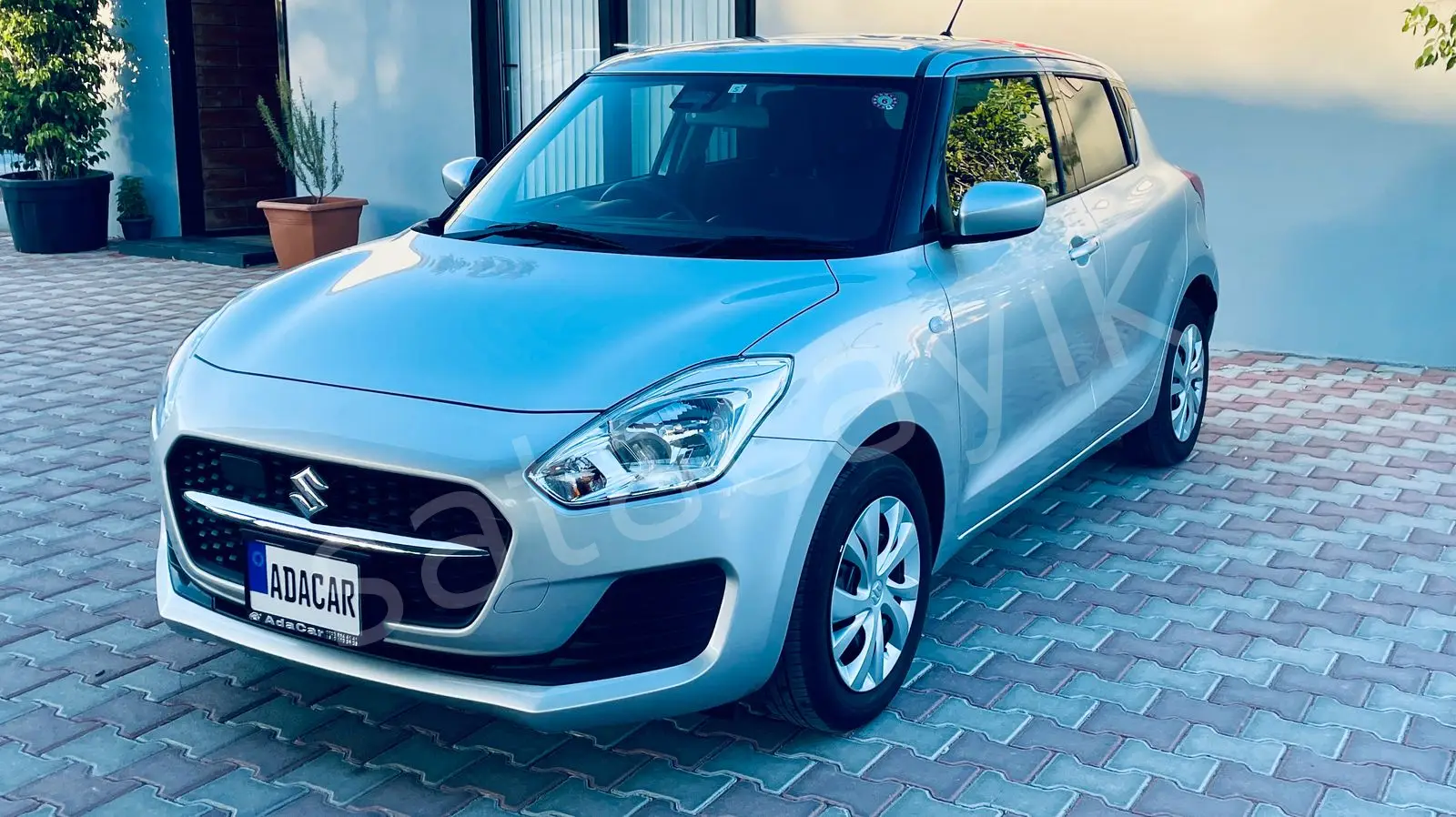 2020 MODEL SUZIKI SWIFT